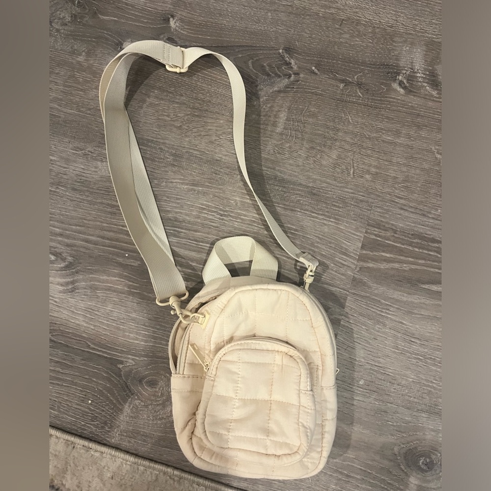 Aerie Crossbody Bag